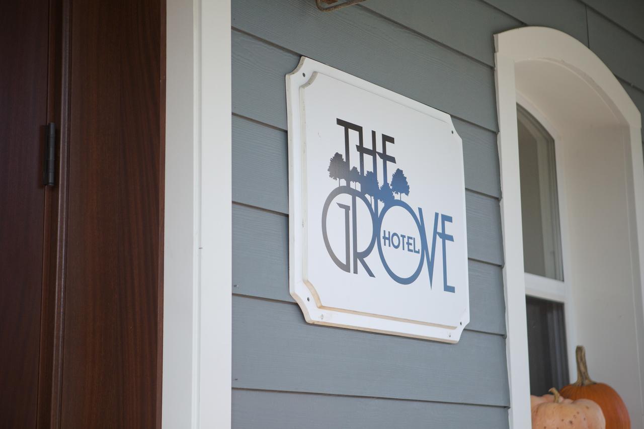 The Grove Hotel Kingsville Exterior photo